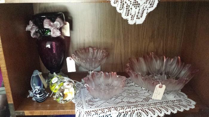 Various Glass/Crystal Items.