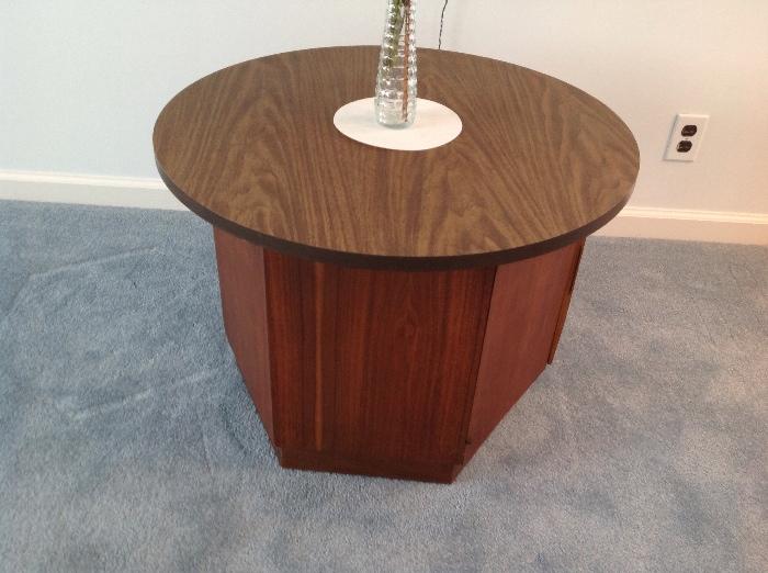 Mid Century Modern Side Table with Laminate Top