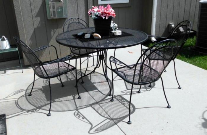 Metal Patio Table and Four Chairs