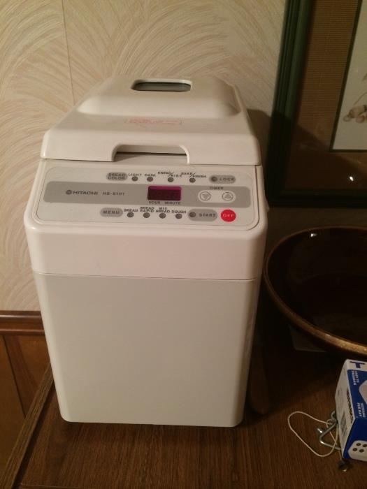 Hitachi bread machine, top notch and perfect shape. With manual.