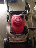 HONDA PUSH LAWNMOWER