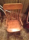 CHILDREN'S ROCKING CHAIRS