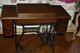 SINGER TREADLE SEWING MACHINE