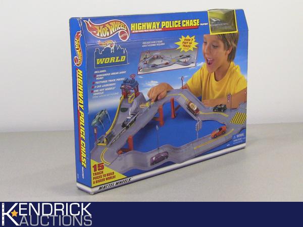 New in the Box Hot Wheels Highway Police Chase Playset
