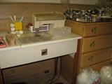 Singer machine and other sewing items
