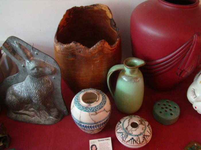 POTTERY & RABBIT MOLD