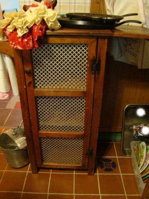 SMALL PIE SAFE