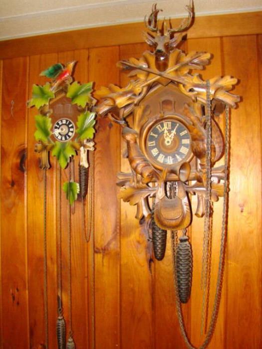 CUCKOO CLOCKS