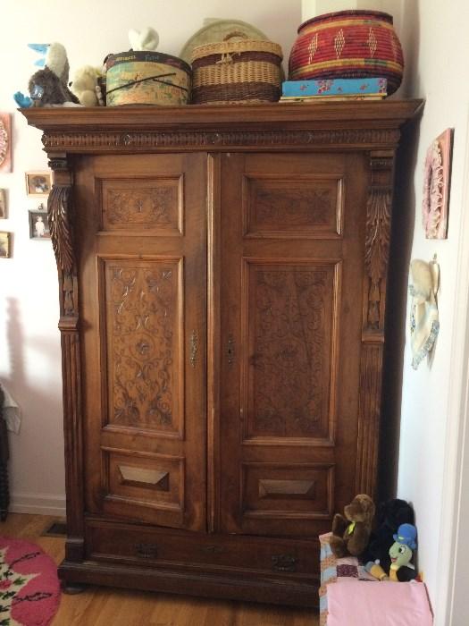 Armoire Carved/Etched Front 2 Door 75T 24D 36W