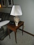 End Table / Pottery Lamp