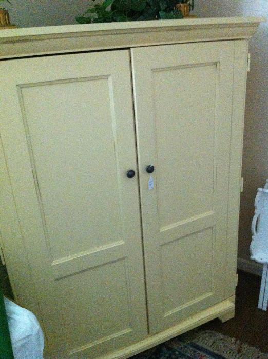                             TV or clothes armoire