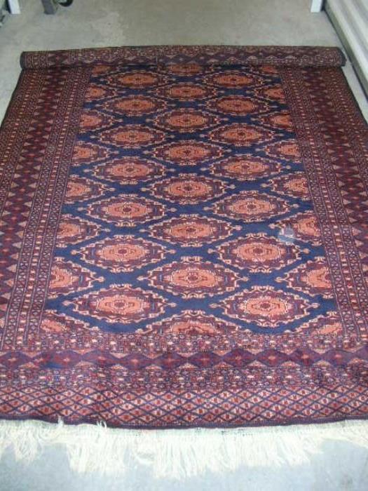 Oriental area rug, nice colors