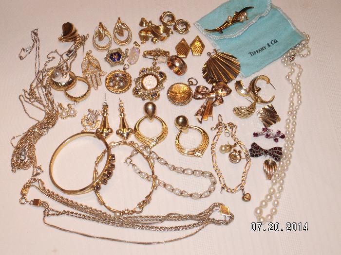 14k gold jewelry, including earring jackets, bracelets, pendants, earrings, pins