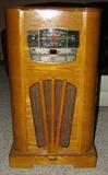 Crosley Compact disk player w phonograph & am/fm radio