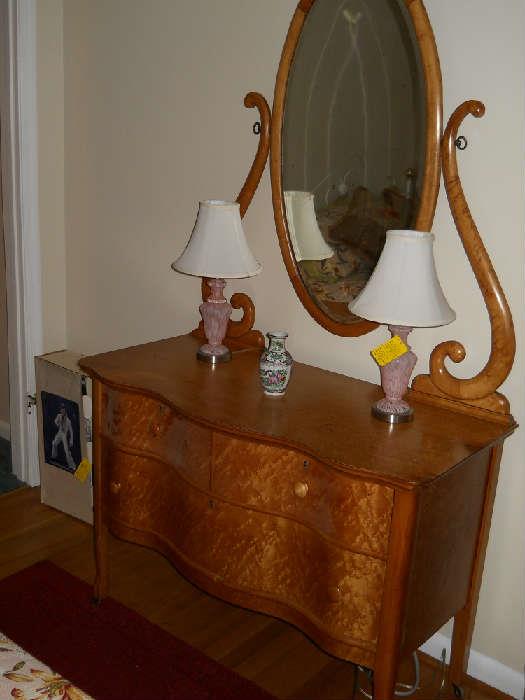 Birds Eye Maple dresser w/mirror, boudoir lamps, Elvis doll, etc.
