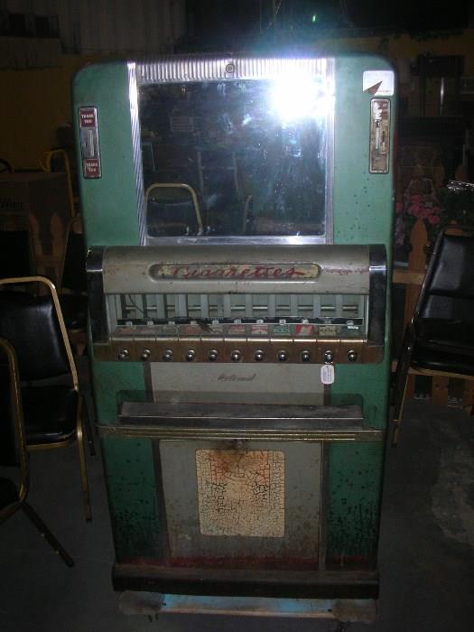 VTG. NATIONAL CIGARETTES MACHINE, 11 selections, with key