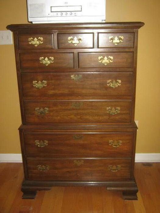 nine-drawer chest of drawers