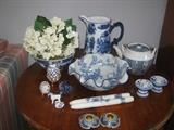 blue & white porcelain and other blue & white pieces