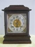 vintage mantle clock (needs repair)