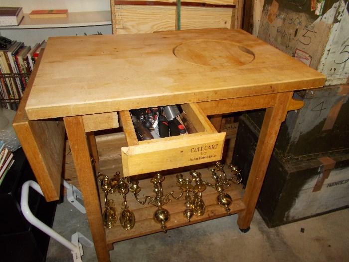Culi Cart Wooden Island - Drop Leaf - 1 Drawer - on the left side the round board comes 0ff - there is a stainless steel bowl inset!!!  Neat!!