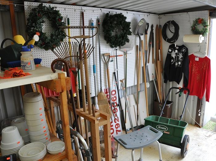 More Item In the Storage Building - Many Yard Items