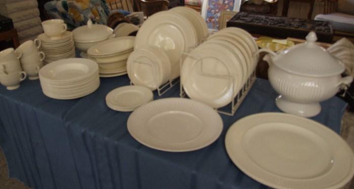 WEDGEWOOD CHINA PARTIAL DINNER AND SERVING PIECES SET