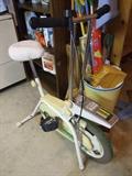 VINTAGE AQUARIUS 1000 EXCERCISE BIKE!!!