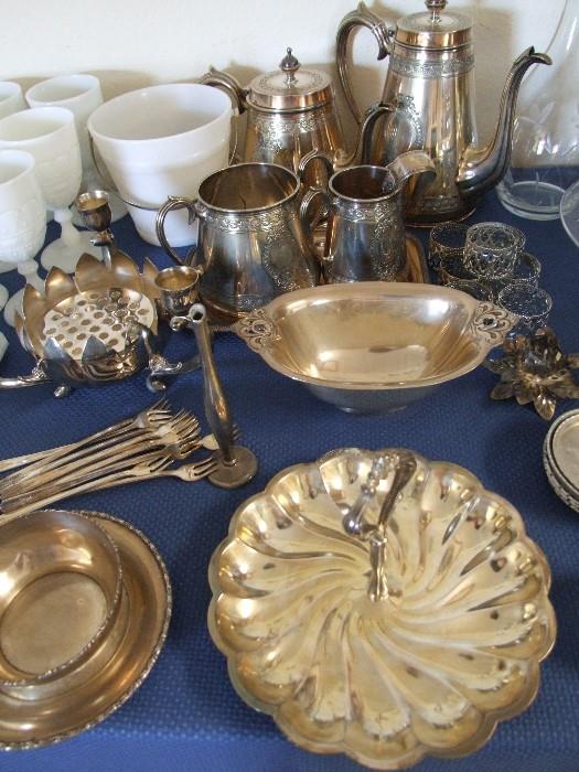 NICE SELECTION OF STERLING SILVER, QUAD SILVER PLATE & SILVERPLATE PIECES!!