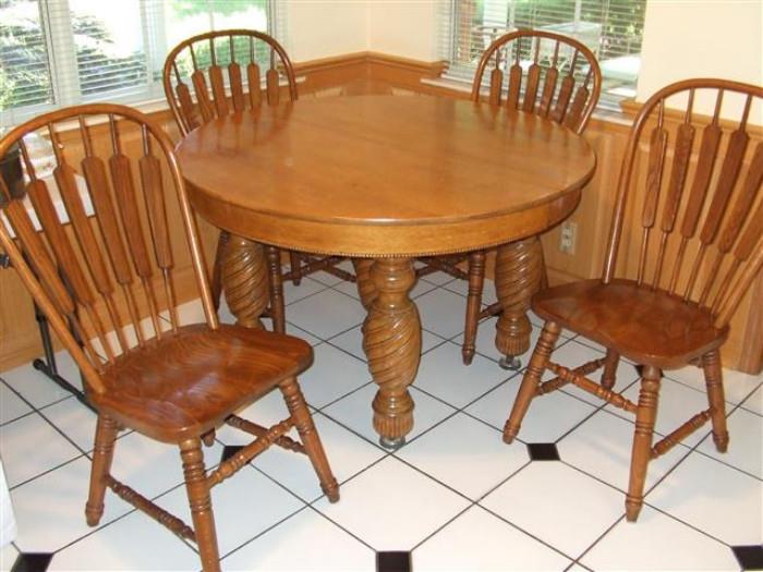 solid wood table & chairs