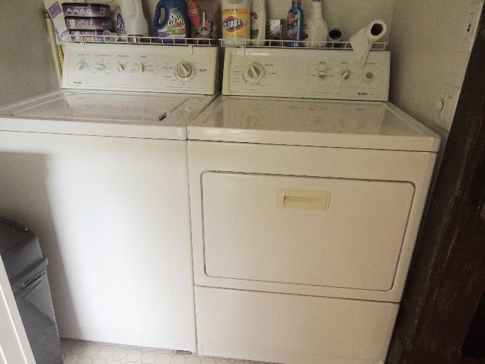 Kenmore washer dryer Set
