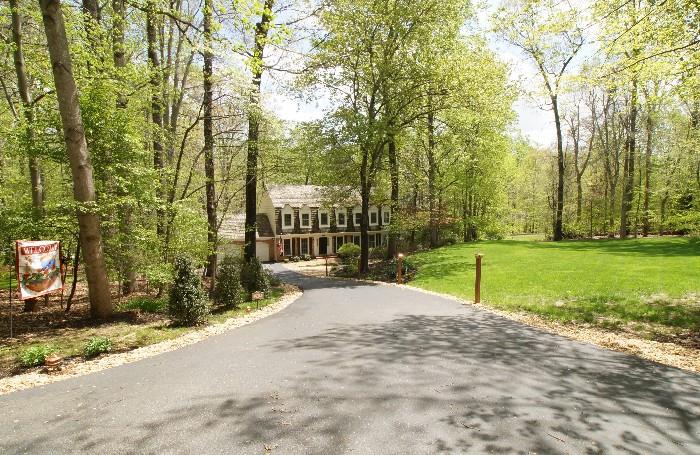  Moving Sale! Gorgeous Wooded Oasis!