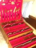 144 piece flatware set in great 3 level wooden case from Bangkok -Siam pattern