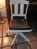 VINTAGE DESK CHAIR