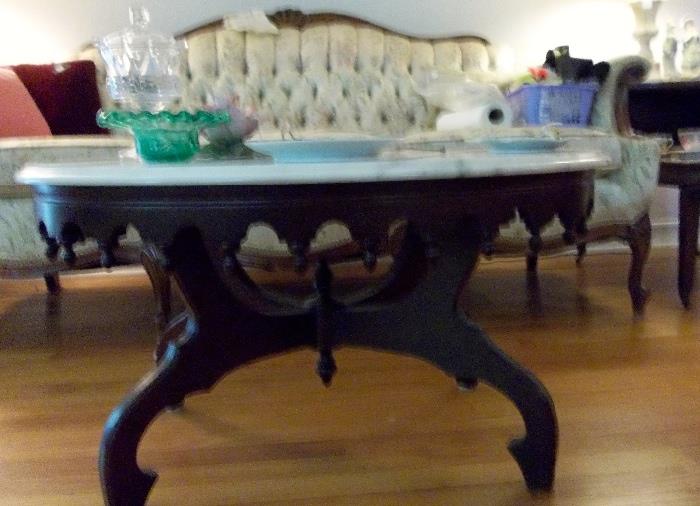 Beautiful marble-topped Victorian style coffee table. Superb condition!