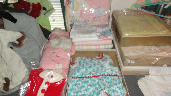 ONS baby clothes and blankets