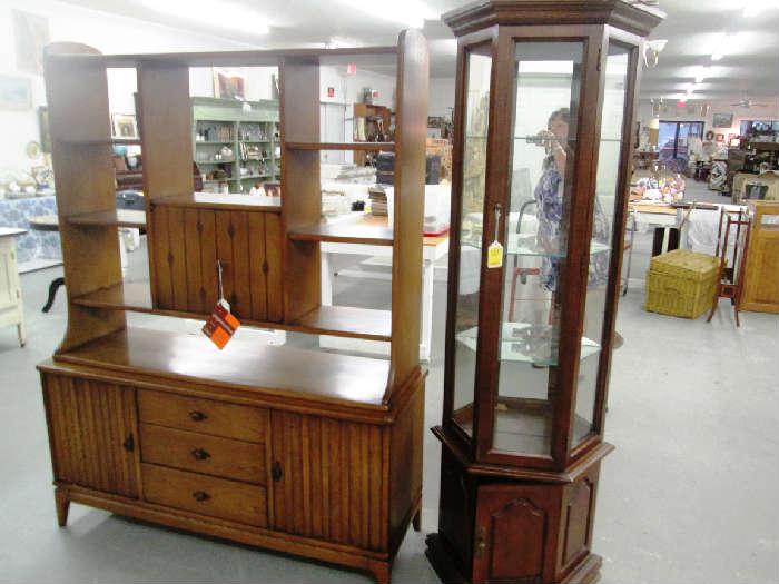Mid century broyhill hutch w/tag  & lighted display cabinet
