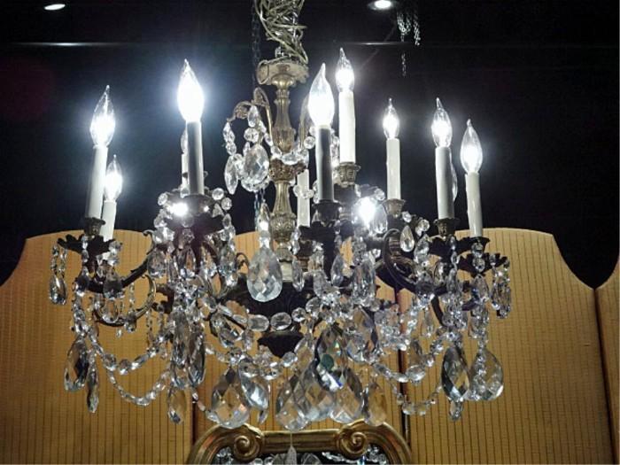 LARGE GILT BRONZE CHANDELIER WITH CRYSTAL SWAGS AND DROPS