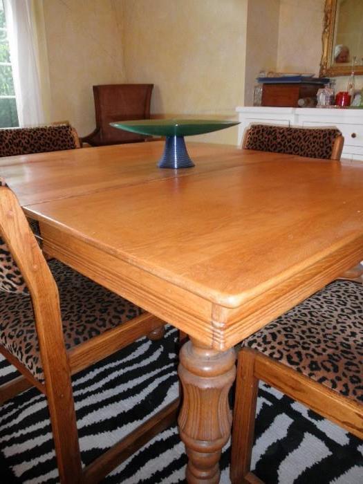 antique dining table, 3 leaves, 4 side chairs
