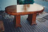 F-2 Antq. DECO DININGTABLE -lg.Burlwood fixed top (62x39x31h)