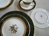A202 - NORITAKE -"FITZGERALD" B.China 5p.Serv for 10 -Plus 12 XMAS SALADS+ Server)
