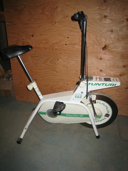 TUNARI "Ergometer" EXER-CYCLE (40"x22"x43"h)