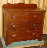 Victorian Walnut Bachelor's Chest