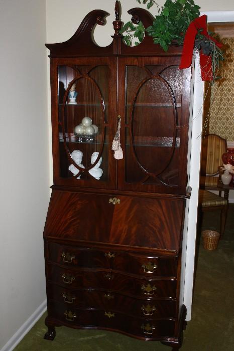 Gorgeous Jasper Cabinet Secretary Hutch 