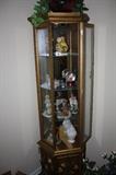 Nice Mid Century Curio Cabinet
