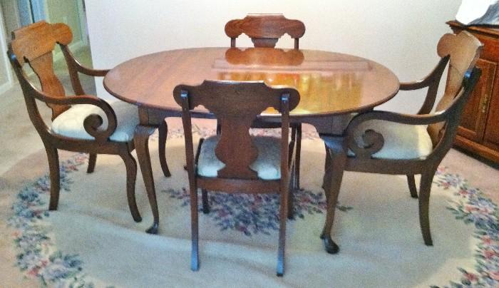 Pennsylvania House, Solid Cherry, Dining Table, with 2 Leaves, "Independence Hall", Amazing! 