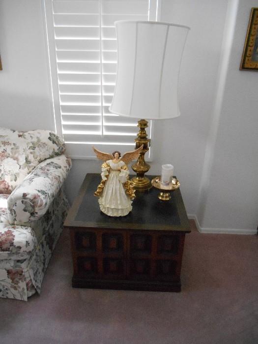 One of two matching end tables and lamps