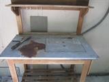 GARDENING TABLE