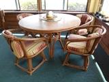 Rattan dinette