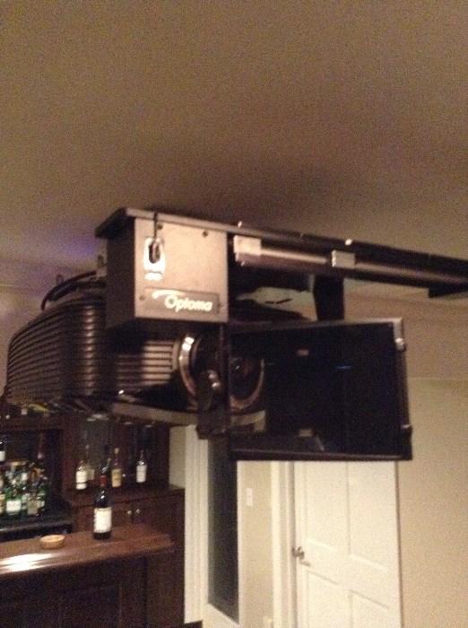 OPTOMA  HD 2800 WITH ANAMORPHIC PROJECTOR LENSE 