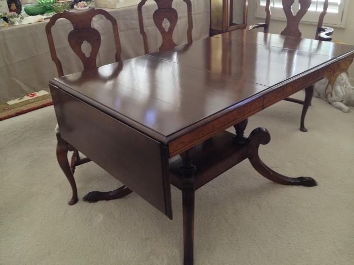 Vintage Drop Leaf Burl Wood Accents Dining Table w 2 Additional Leaves and 6 Chairs 
